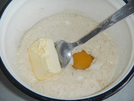 Dulciuri de drojdie cu gem de umplutură - cum se fac gogoși pe drojdie uscată și lapte,