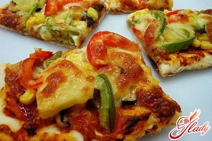 Pizza ananász, hogyan kell főzni finom receptek