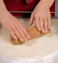 Pizza sonkával és sajttal, egy lépésről lépésre recept fotók (lépésről lépésre receptek) Pizza sonkával és sajttal, a lépésről lépésre recept fotók