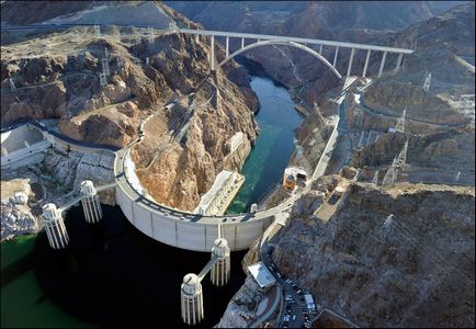 Barajul Hoover (Hoover Dam), enciclopedia americană