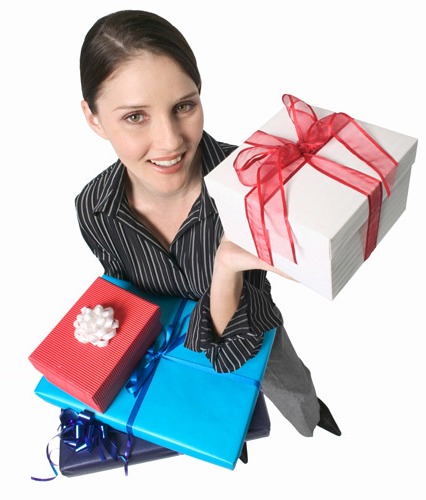 Подарунки в діловому етикеті або що подарувати бізнес-партнеру