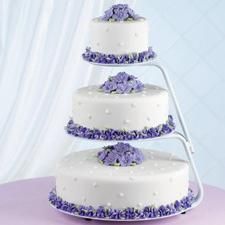 Un stand de tort va decora nunta ta!