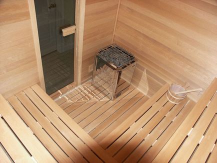 Podeaua din saună oferă o șapă pe pământ, o durată de rulare, o construcție dublă, o fotografie și un video