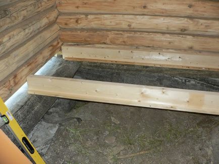 Podeaua din saună oferă o șapă pe pământ, o durată de rulare, o construcție dublă, o fotografie și un video