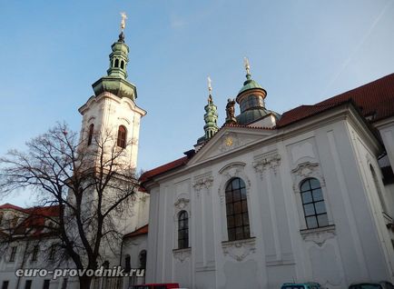 Praga Manastirea Strahov - obiecte ale manastirii si cum se ajunge acolo