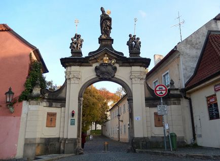 Praga Manastirea Strahov - obiecte ale manastirii si cum se ajunge acolo