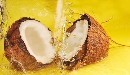 Застосування кокосового масла для особи від зморшок, прищів та інших проблем шкіри, відгуки косметологів і