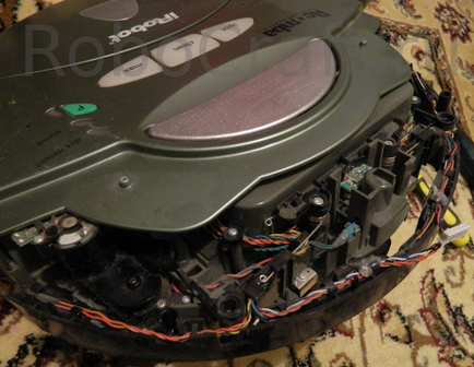 Dezasamblam aspiratorul robot irobot roomba sage 4110 (multe fotografii)