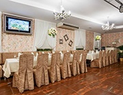 Restaurantul acvamarin - o sală de banchet mare pentru 200 de persoane este ideală pentru un lux