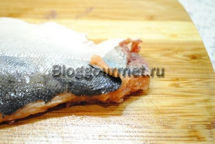 Pescărușul de pește în rețeta cuptorului cu o fotografie pas cu pas