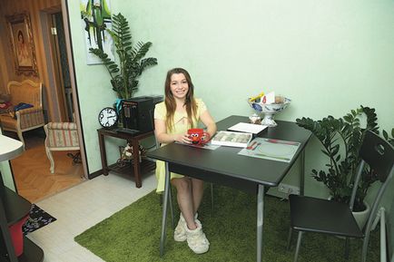 Rosa sabitova a arătat noul apartament al fiicei sale