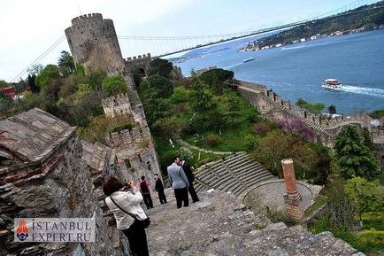 Румелі Хисар (Румеліхісар) - фортеця в Стамбулі, стамбул, туреччина, професійно