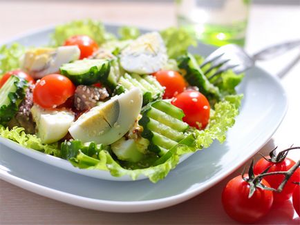 Saláta zöldség