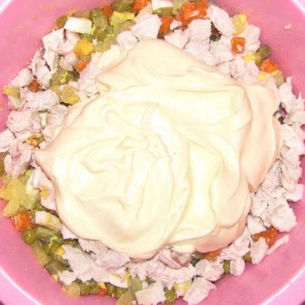 Salata de ciuperci de mazare de pui