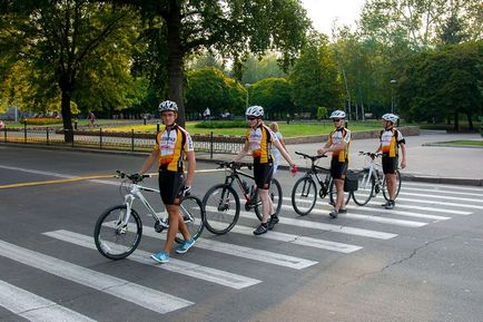 Збив велосипедиста на пішохідному переході хто винен