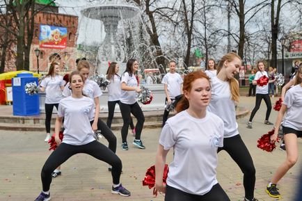 Ma a Minin tér felélesztette a város fő szökőkút (mivel ez volt), az alsó már