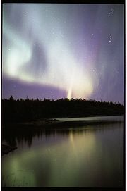 Luminile nordice sunt (luminile polare ale acestora) Luminile nordice sunt