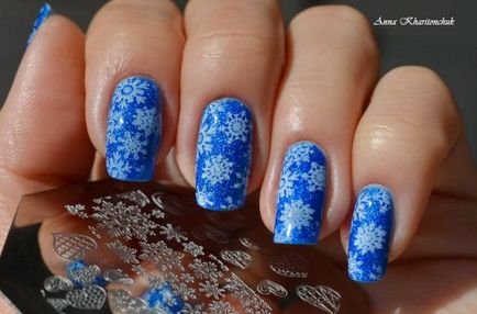 Сніжинки на нігтях - фото і відео