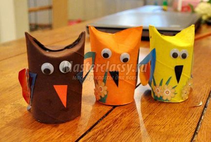 Owl din rulouri de carton