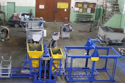 Gépek járdalapok gyártásához sajtó és berendezések gyártása, a vibropress