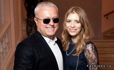 Hajvágás Stas Pieha fotó - Stas Peha életrajz, a személyes élet és a művész családja (Stas) Hajvágás Stas Pieha fotó - Stas Peha életrajz, a személyes élet és a művész családja