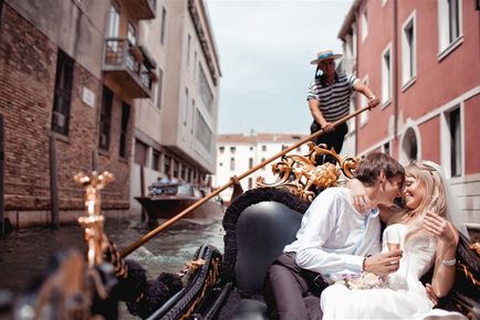 Agenția de nunți din Sankt-Petersburg tocmai căsătorit, organizarea nunții în St. Petersburg, prețurile pentru exploatație