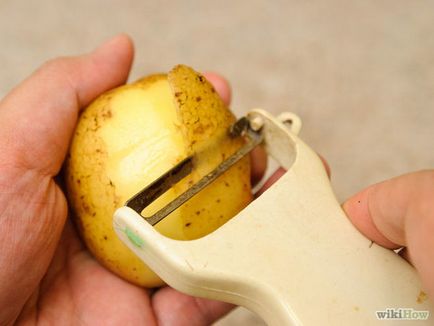 Так уже й важливо вміти чистити картоплю