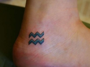 Tatuaj semn de zodiac Varsator (adica, schite, fotografii), tattoofotos
