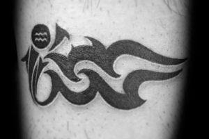 Varsator fotografie tatuaj - o constelație în tatuaj masculin și feminin, ducele