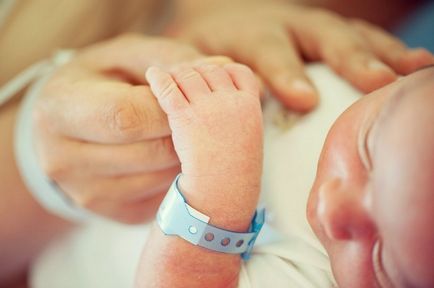 Telangiectasia az újszülöttek, vagy seprűvénák az arcon a gyereket a okok (vaszkuláris) Telangiektáziát az újszülöttek vagy seprűvénák az arcon gyermek okai