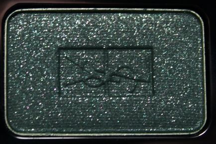 Eyeshadow yves saint laurent ombre solo durată strălucire netedă umbra ochi №05 ardezie verde -