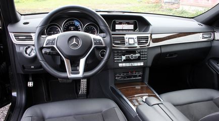 Testul de încercare kia quoris (kia quoris) împotriva clasei Mercedes-Benz e-class (e-class Mercedes-Benz) este un preț și