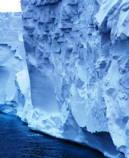 Топ 25 неймовірні заморожені чудеса природи, які варто подивитися цієї зими