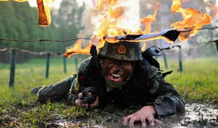 Тренування в китайській армії (30 фото) - Трініксі
