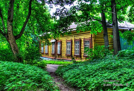 Садиба Биково - церква Володимирської ікони