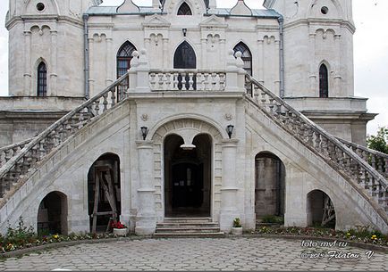 Ferma biciului - biserica icoanei Vladimir