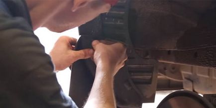 Telepítése sárvédő a Nissan, mint sárvédőelemek predelat fotó, leírás
