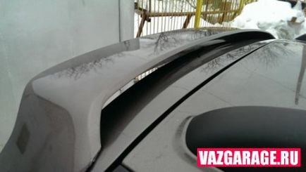 Telepítése spoiler a Lada Kalina 2