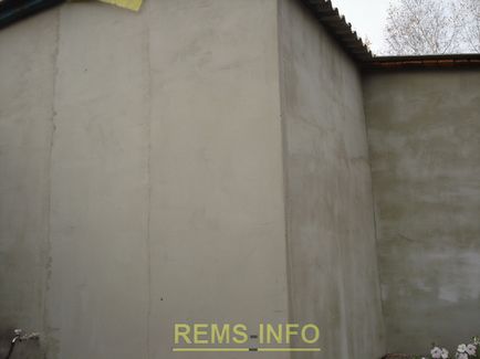 Утеплення проблемної стіни з вирівнюванням поверхні
