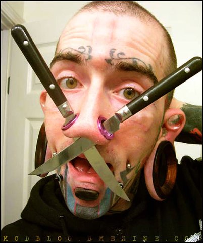 Horror de piercing (fotografie)