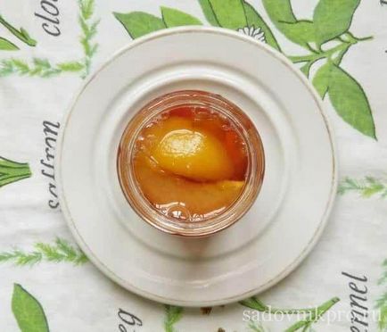 Варення з персиків на зиму часточками - простий рецепт з фото
