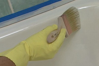 Helyreállítása zománc festék a fürdőszobában, mint az otthoni, és hogyan a saját kezét