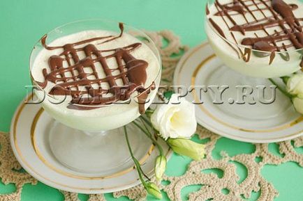 Mousse cu cola de aer (cu gelatină) - rețetă de desert cu fotografie