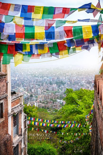 Всевидючі очі Катманду, замітки фотографів