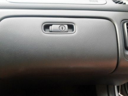 Helyettesítés kabin szűrő Honda Accord 6 (Honda Accord vi)