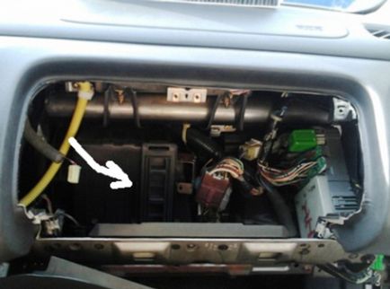 Helyettesítés kabin szűrő Honda Accord 6 (Honda Accord vi)
