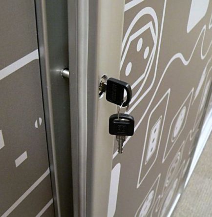 Blocare pentru alegerea dulapului cu ușă glisantă a mecanismului de blocare