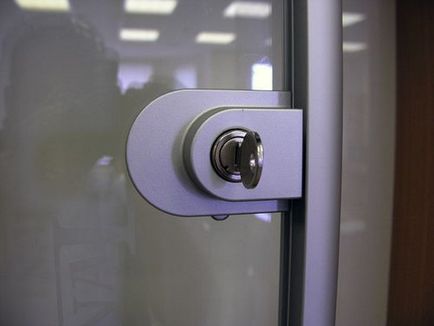 Blocare pentru alegerea dulapului cu ușă glisantă a mecanismului de blocare