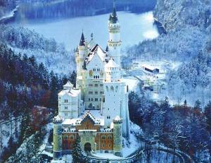 Castelul Noyschwanstein (Germania)