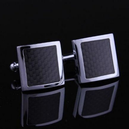 Cufflinks pe cămașă ca accesoriu pentru dulap pentru femei